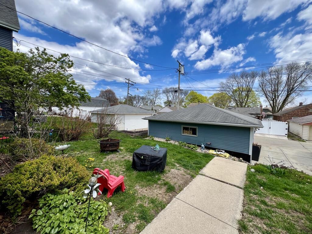 property-img