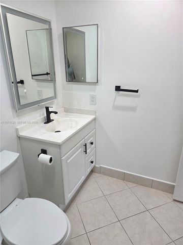 9842 Belfort Cir 214A4, Tamarac, FL 33321