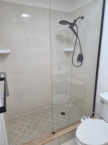 9842 Belfort Cir 214A4, Tamarac, FL 33321