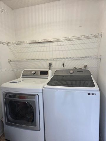 9842 Belfort Cir 214A4, Tamarac, FL 33321