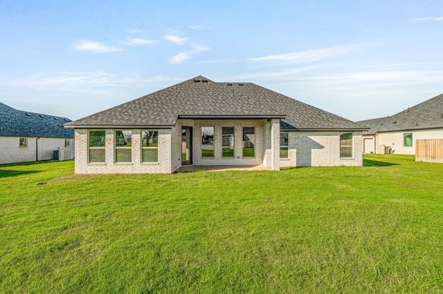 2160 Middlewood Circle, Granbury, TX 76049