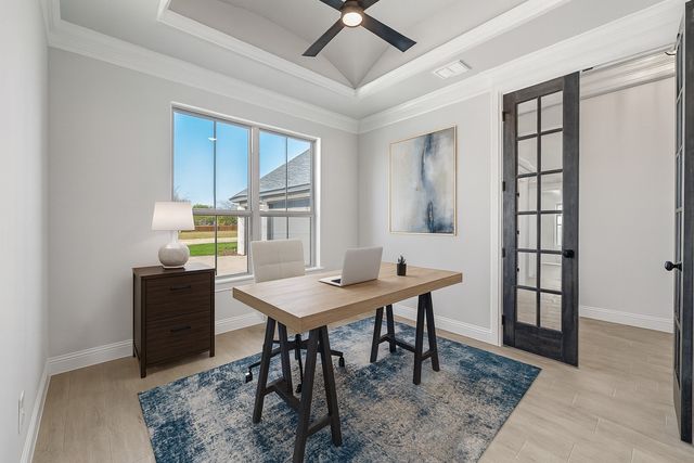 2160 Middlewood Circle, Granbury, TX 76049