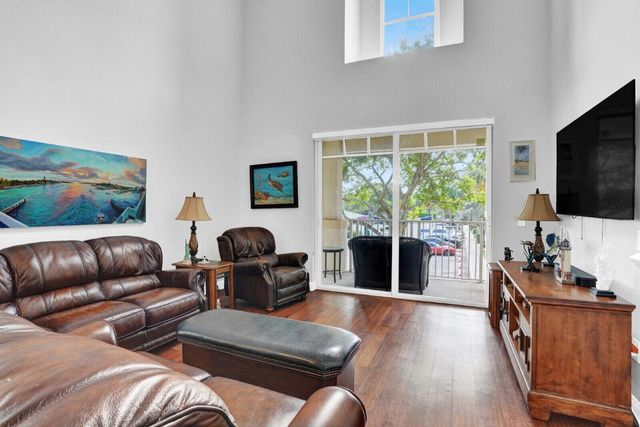 4823 Chancellor Drive 20, Jupiter, FL 33458