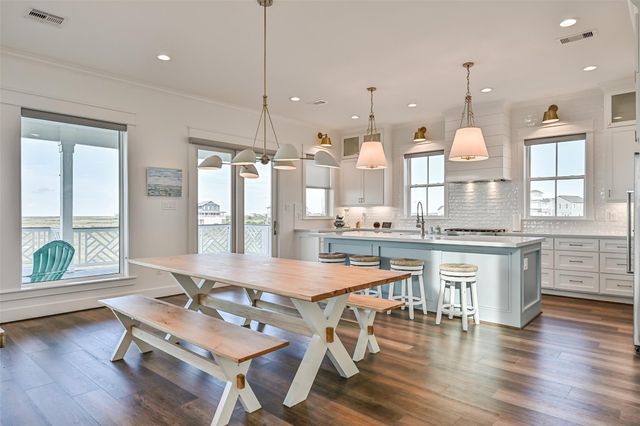 26118 Bay Breeze Drive, Galveston, TX 77554