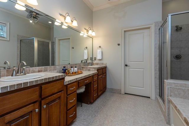 3158 BEDFORD LN, Germantown, TN 38139