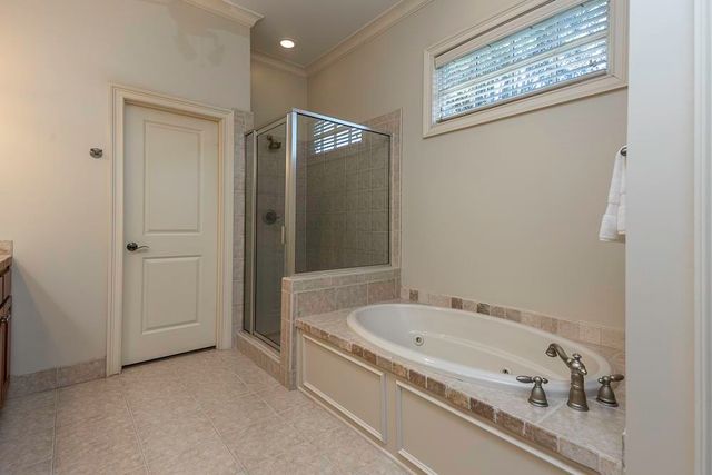 3158 BEDFORD LN, Germantown, TN 38139