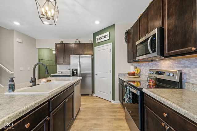 3155 W Haberdashery Drive, Monrovia, IN 46157