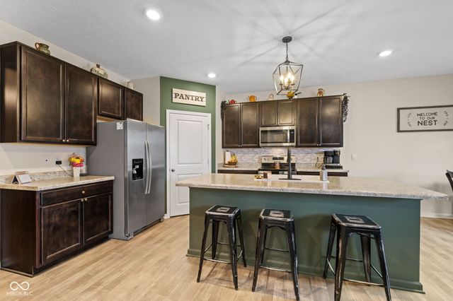 3155 W Haberdashery Drive, Monrovia, IN 46157