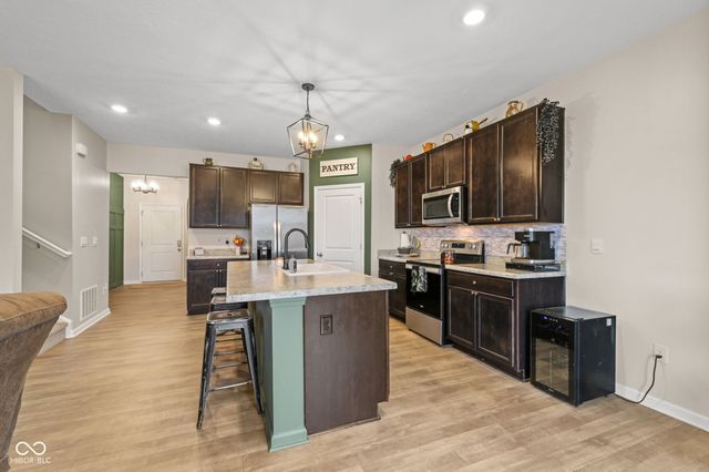 3155 W Haberdashery Drive, Monrovia, IN 46157