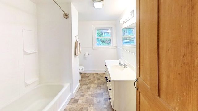 21 Ledge Road, Lyndon, VT 05851