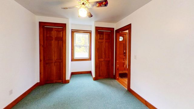 21 Ledge Road, Lyndon, VT 05851