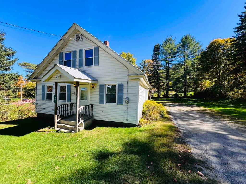 21 Ledge Road, Lyndon, VT 05851