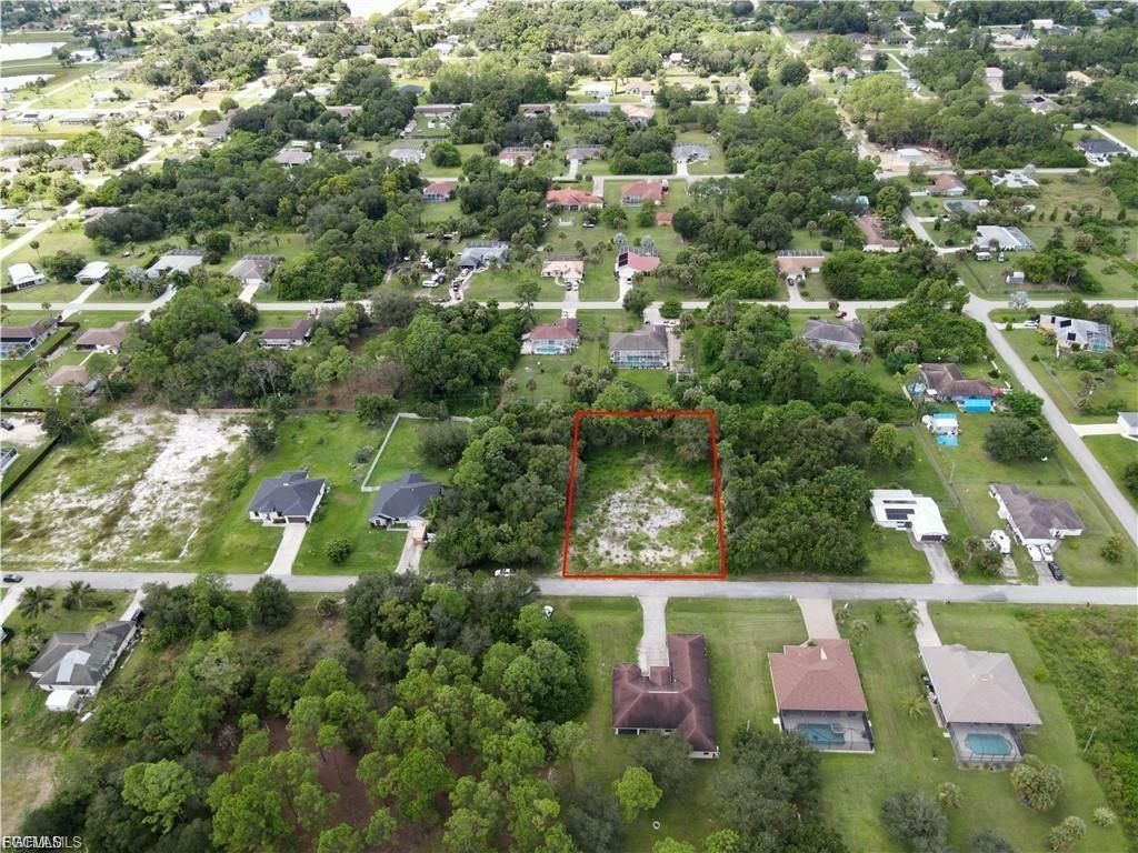 617 Columbus AVE, LEHIGH ACRES, FL 33972 — photo 3