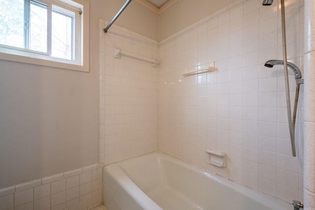 11 Crownpoint Road, Little Rock, AR 72227