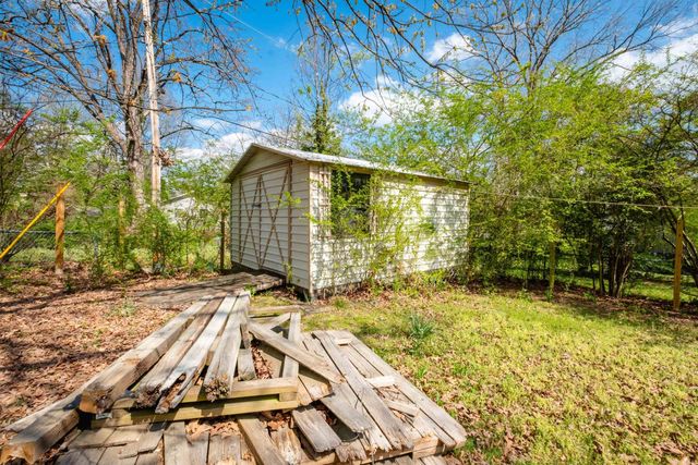 11 Crownpoint Road, Little Rock, AR 72227