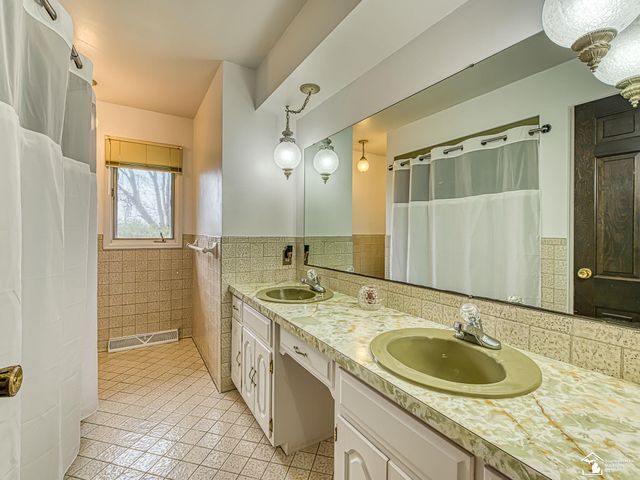 3455 W Albain Road, Monroe, MI 48161