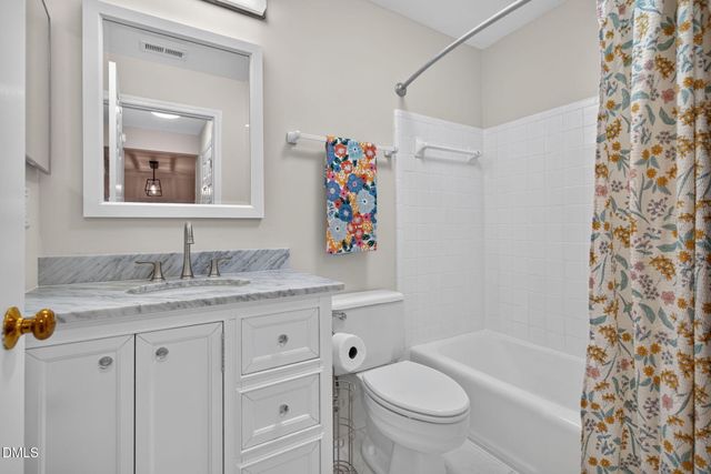 1000 Brighthurst Drive 304, Raleigh, NC 27605