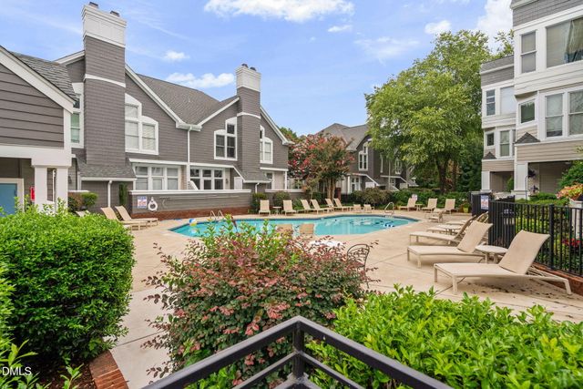 1000 Brighthurst Drive 304, Raleigh, NC 27605