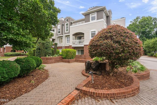 1000 Brighthurst Drive 304, Raleigh, NC 27605