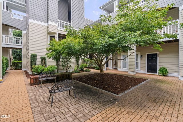 1000 Brighthurst Drive 304, Raleigh, NC 27605