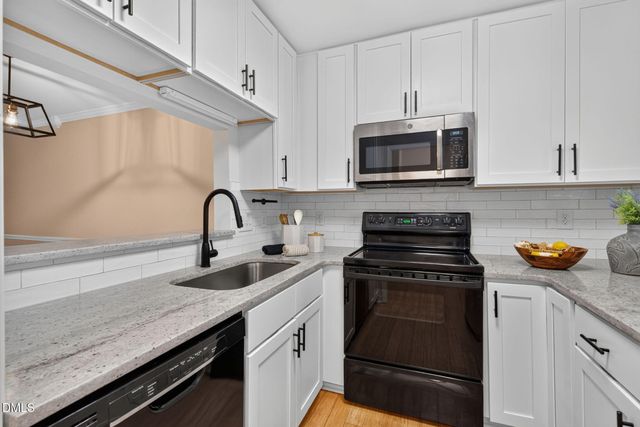 1000 Brighthurst Drive 304, Raleigh, NC 27605