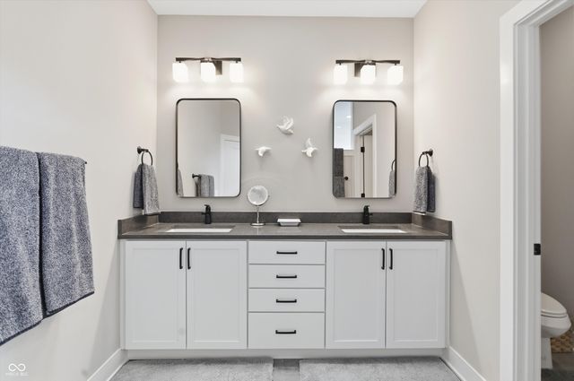 3059 Twain Drive, Carmel, IN 46033
