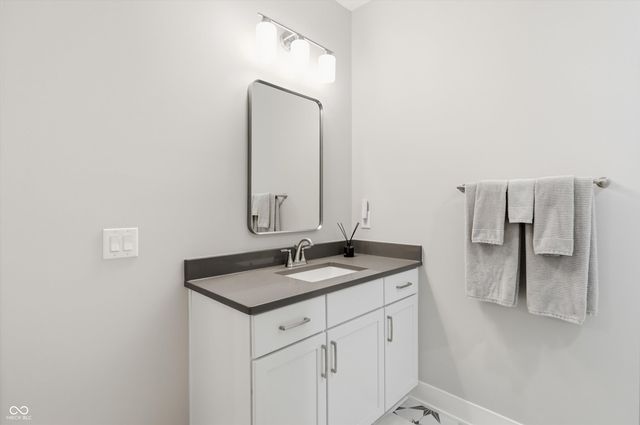 3059 Twain Drive, Carmel, IN 46033