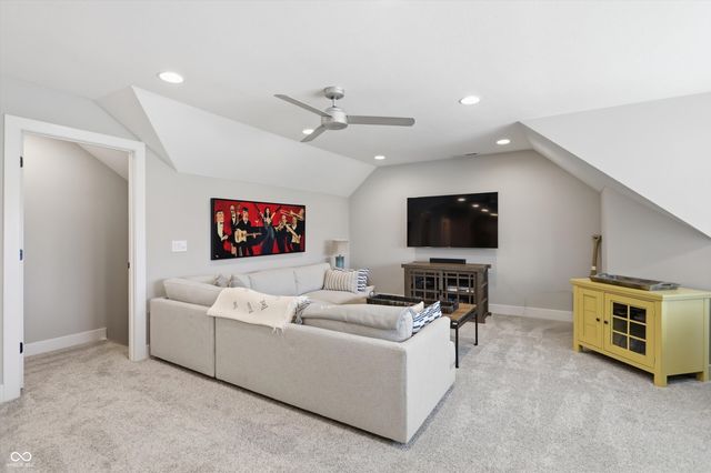 3059 Twain Drive, Carmel, IN 46033