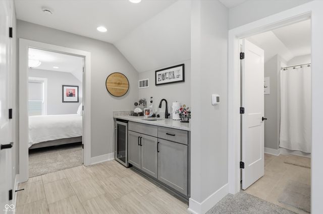 3059 Twain Drive, Carmel, IN 46033