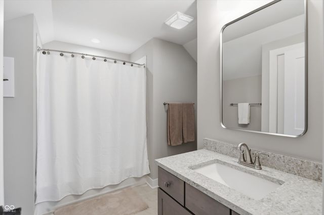 3059 Twain Drive, Carmel, IN 46033