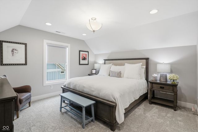 3059 Twain Drive, Carmel, IN 46033