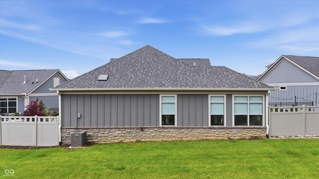 3059 Twain Drive, Carmel, IN 46033