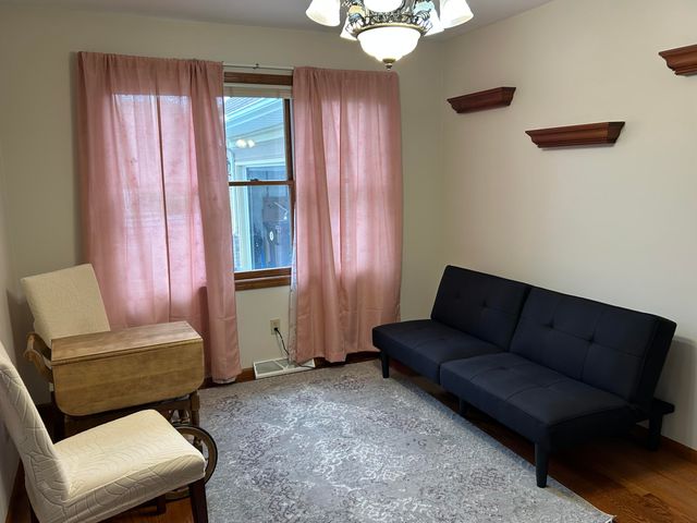 8876 N Lilac Street, Demotte, IN 46310