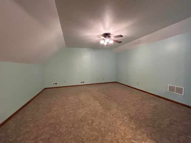 8876 N Lilac Street, Demotte, IN 46310
