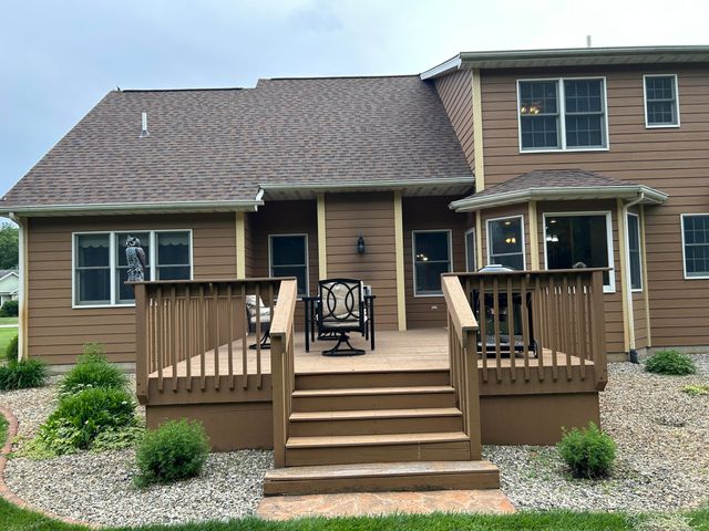 8876 N Lilac Street, Demotte, IN 46310