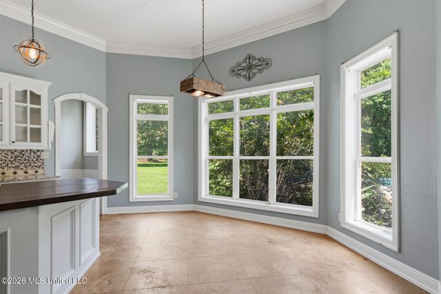 157 Lake Hill Drive, Flora, MS 39071