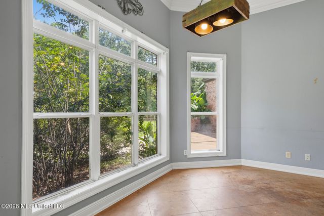 157 Lake Hill Drive, Flora, MS 39071