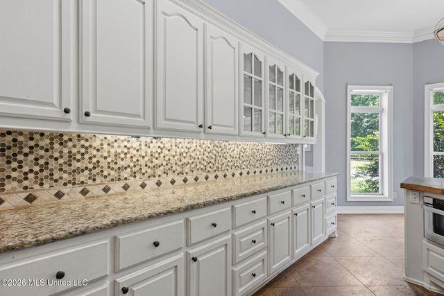 157 Lake Hill Drive, Flora, MS 39071
