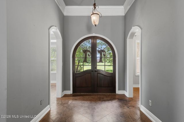 157 Lake Hill Drive, Flora, MS 39071