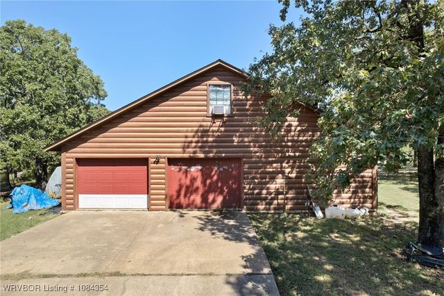 34509 Ridge Road, Poteau, OK 74953