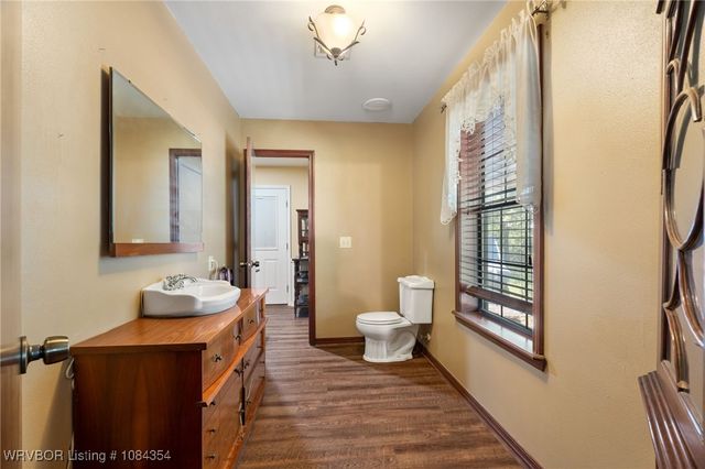 34509 Ridge Road, Poteau, OK 74953