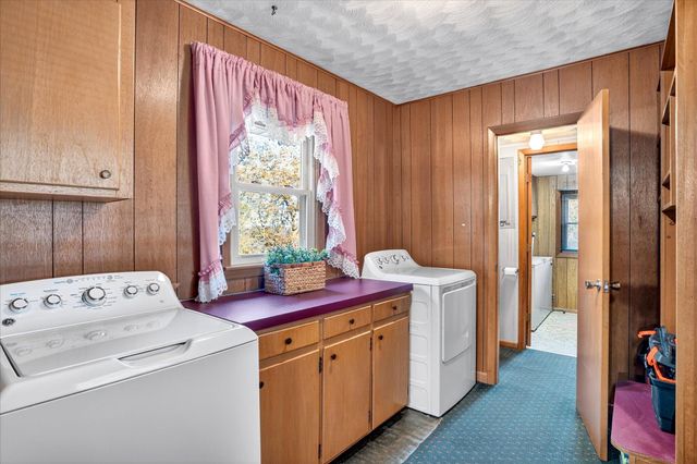 18555 E Highway 32, Stockton, MO 65785