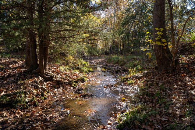 18555 E Highway 32, Stockton, MO 65785