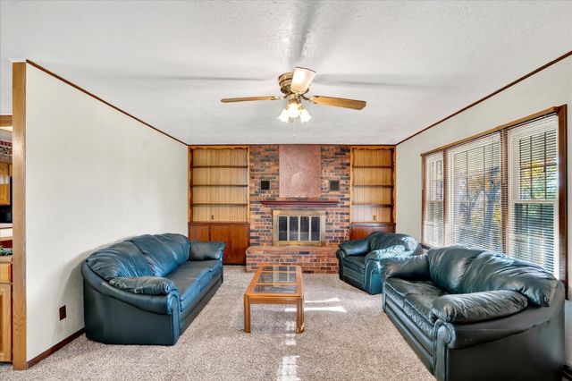 18555 E Highway 32, Stockton, MO 65785