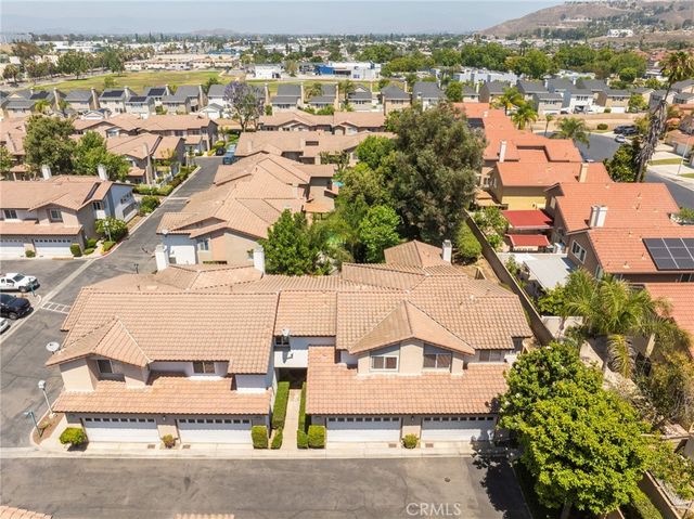 3707 Calle Curacso, Riverside, CA 92503
