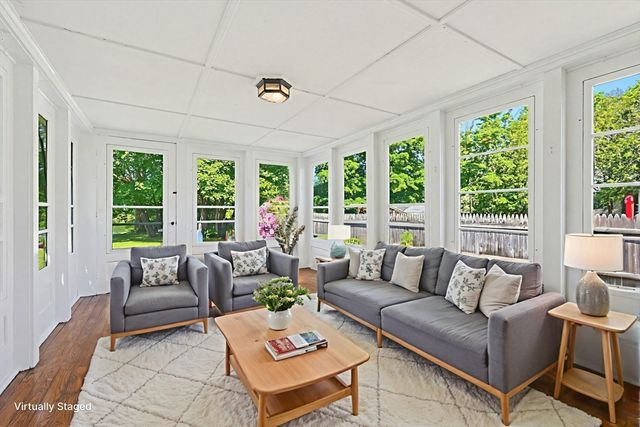 69 Union St, Mansfield, MA 02048