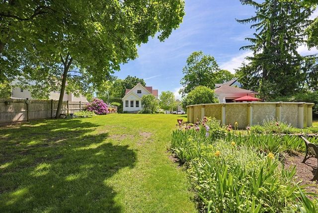 69 Union St, Mansfield, MA 02048