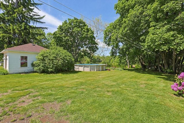 69 Union St, Mansfield, MA 02048