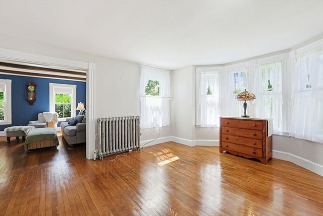 69 Union St, Mansfield, MA 02048