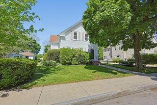 69 Union St, Mansfield, MA 02048
